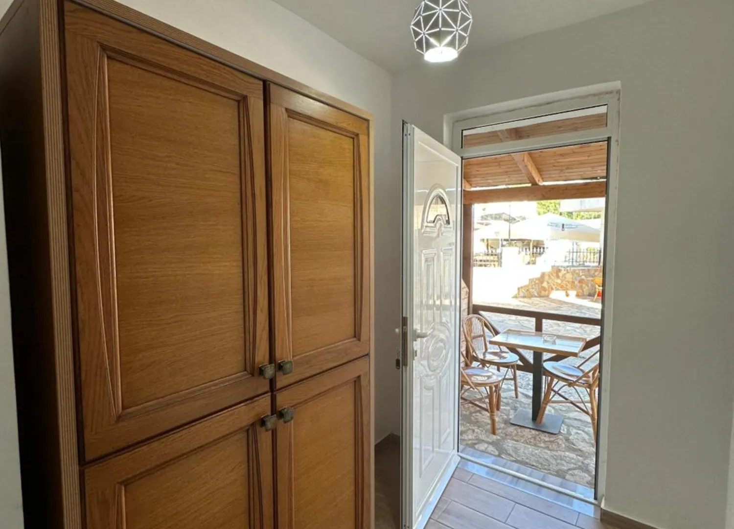 Apartment Jona Rooms Himare Albania